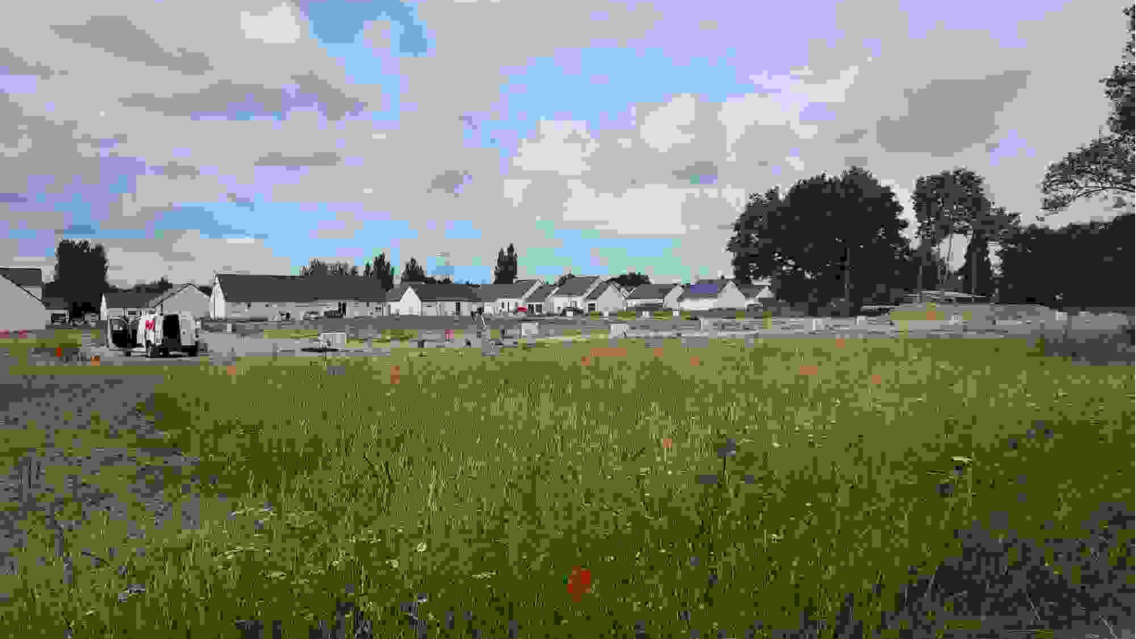 Terrain constructible de 424m2 à Monterfil
