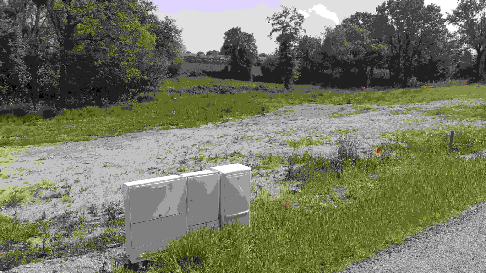 Terrain constructible de 311m2 à Livré-sur-Changeon
