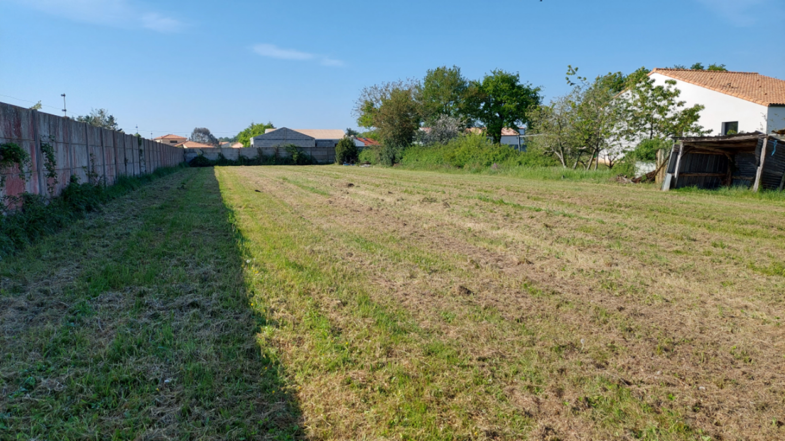 Terrain constructible de 1800m2 à Legé